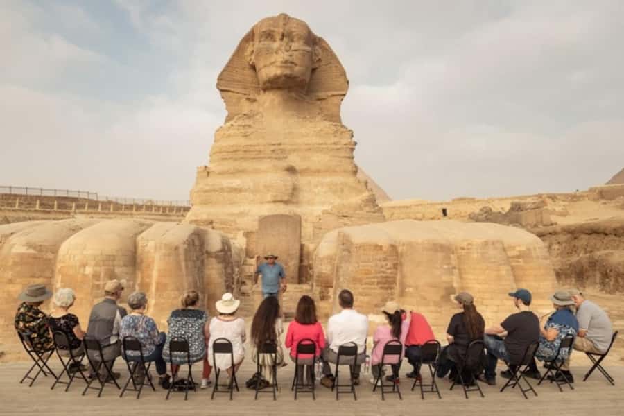 Cairo: Giza pyramids, Sphinx, and Great Pyramid Tour - Seeing Cheops, Chephren, and Mykerinus together