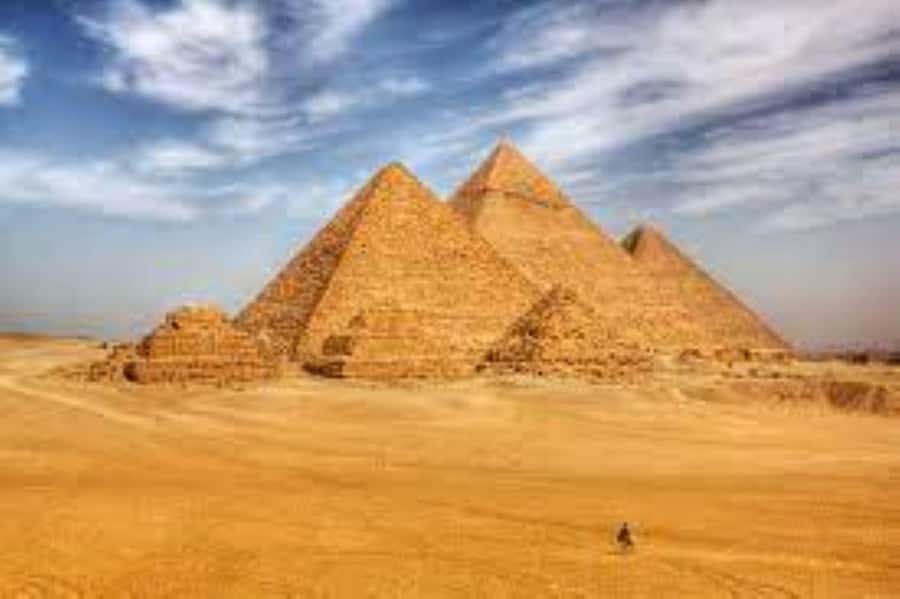 Cairo: Giza pyramids, Sphinx, and Great Pyramid Tour - Going inside the Great Pyramid