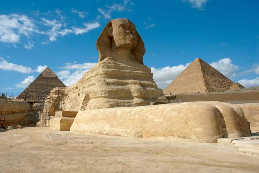 Cairo: Giza pyramids, Sphinx, and Great Pyramid Tour - The Valley Temple and Khafre’s burial rituals