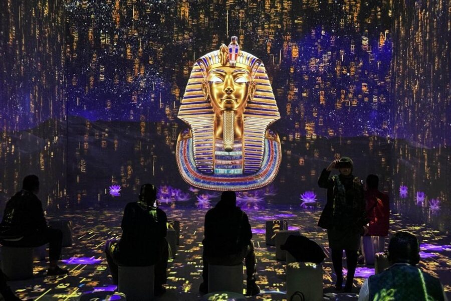 Cairo: Grand Egyptian Museum QR Ticket - Using the 45-minute audio-guided segment