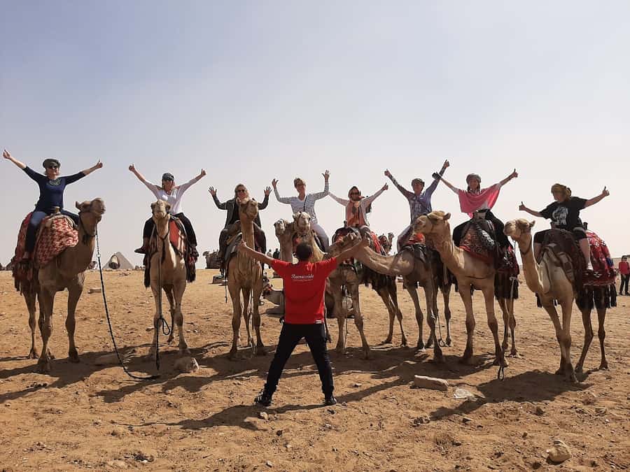 Cairo: Great Pyramids of Giza and Egyptian Museum Tour - The Great Pyramids of Giza, Three Royal Monuments