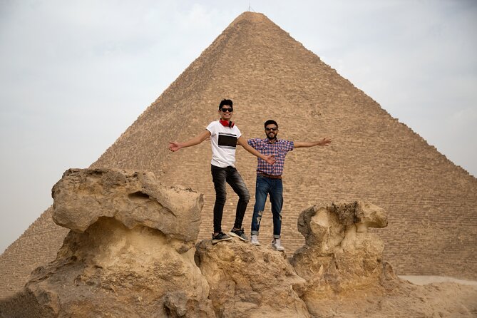 Cairo Guided Half-Day Tour of Giza Pyramids and Sphinx - What the guide adds to the day
