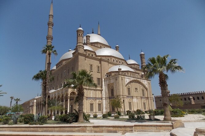 Cairo Half Day Tours visit Islamic Cairo & ancient mosques - Khan el Khalili: shopping with a guide’s help