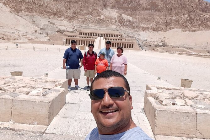 Cairo : Luxor East and West Banks Tour by Overnight Sitting Train Rounded trip - Your first morning in Luxor