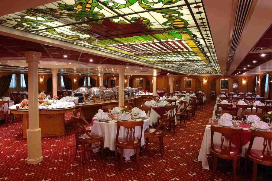 Cairo: Nile Dinner Cruise with Belly Dancer Show and Music - Who will enjoy this Nile cruise most?