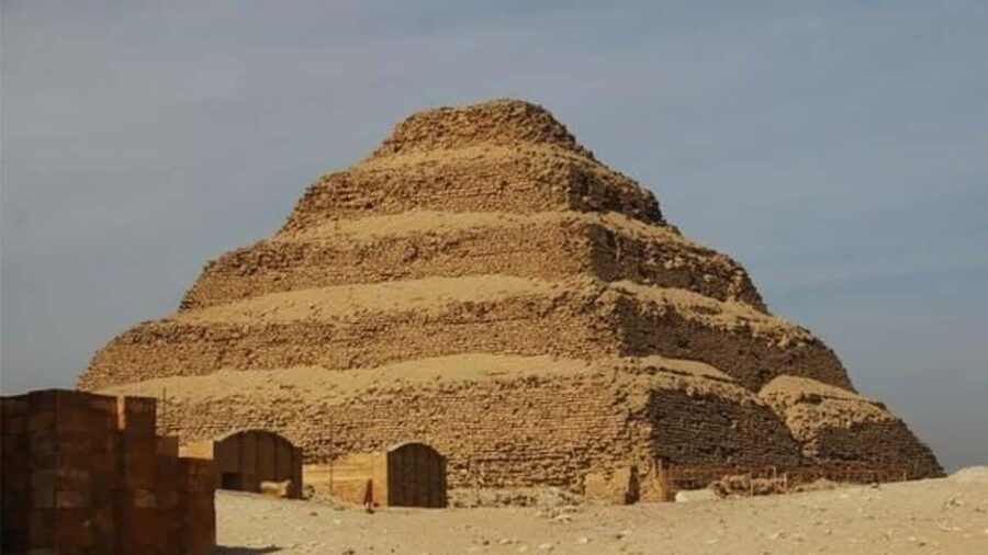 Cairo: Private Giza Pyramids, Sphinx, Saqqara & Memphis Tour - Why Saqqara is the right place to begin