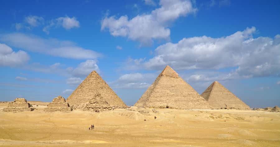 Cairo: Private Half-Day Pyramids Tour with Photographer - The photographer is more than a camera holder