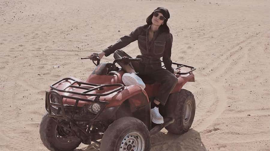 Cairo: Private Quad Bike Desert Tour with Pyramids & Sunset - Safety, mixed traffic, and what to clarify
