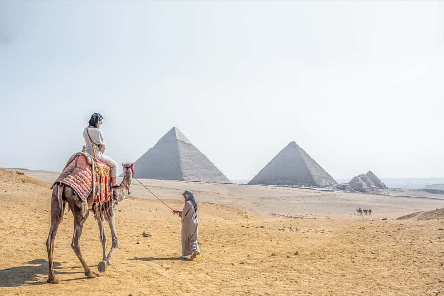 Cairo: Pyramids, Bazaar, Citadel Tour with Photographer - One day from the Pyramids to old Cairo