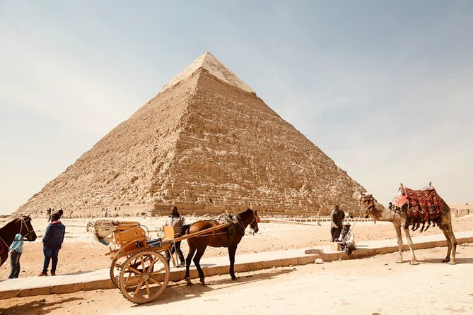 Cairo: Pyramids, Bazaar, Lunch with Female Guide - What the $29 price really gives you