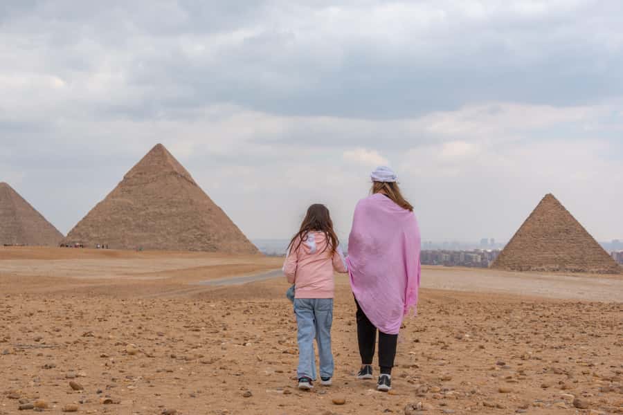 Cairo: Pyramids, Museum & Khan el-Khalili - Lunch with a practical note about drinks