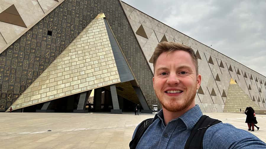Cairo: Pyramids, Sphinx & Grand Egyptian Museum Private Tour - Seeing Cheops, Chephren, and Mykerinus at Giza