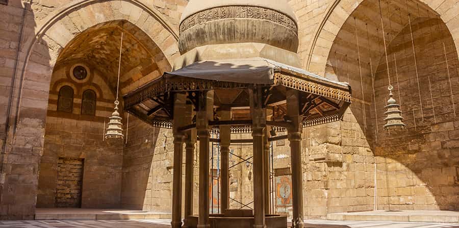 Cairo: Salah El Din Citadel and Old Cairo Bazar Guided Tour - Transport, timing, and the Cairo factor
