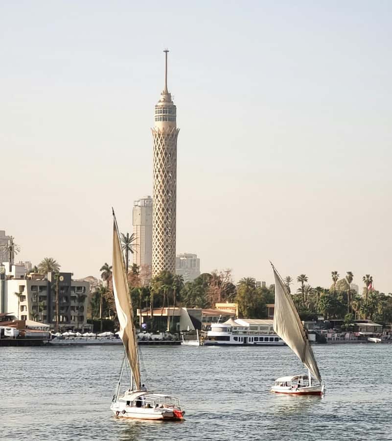 Cairo: Sunset Cairo Tower Tour With Nile River Dinner Cruise - The value of a guide and driver