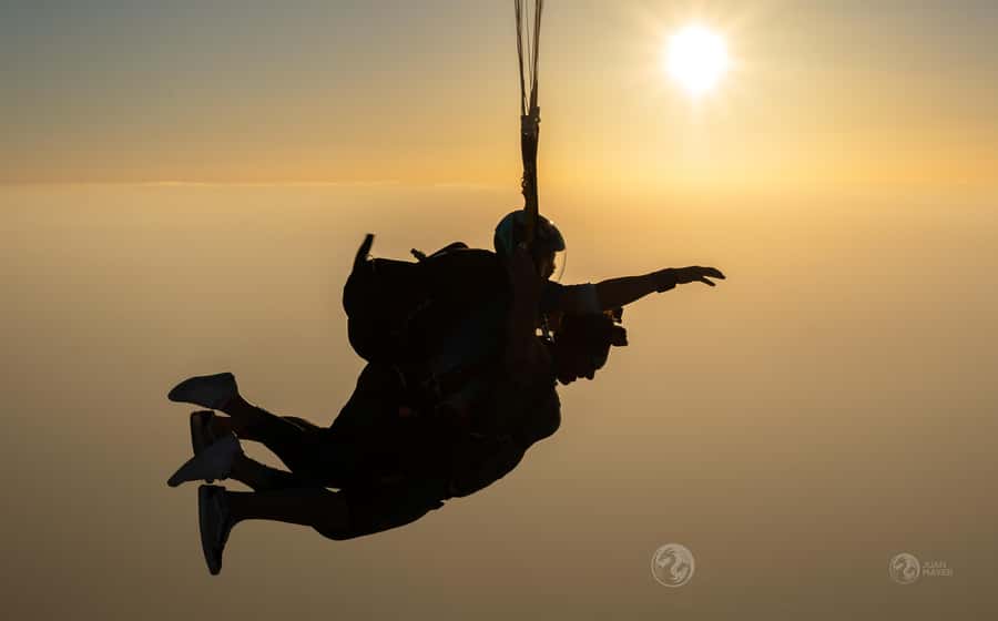 Cairo: Tandem Skydive Experience with Video - A 13,000-foot start above Egypt