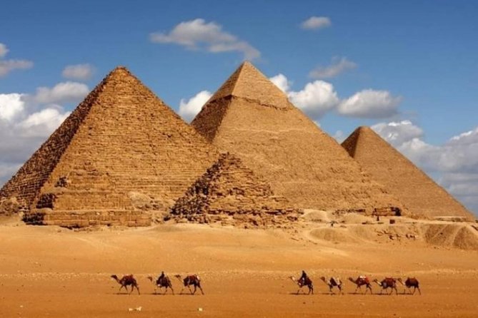 Camel Ride around the Pyramids During Sunrise Or Sunset - Sunrise or sunset: picking the better time