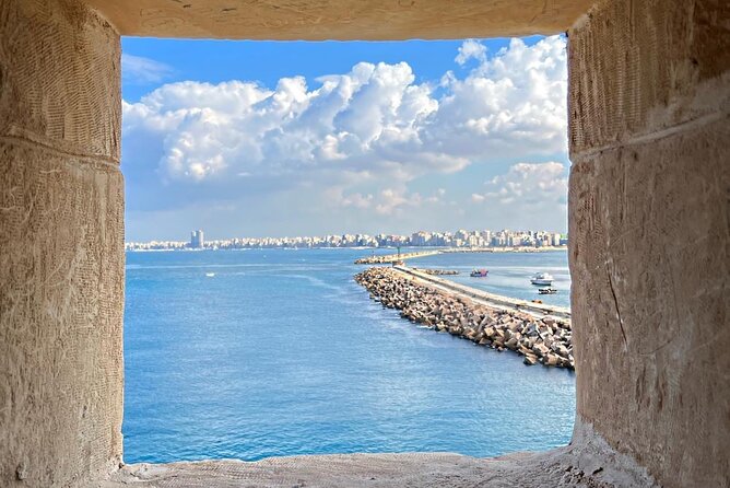 Cheap Private tour to Giza Pyramids and Sakkara and memphis - Timing, comfort, and what to plan