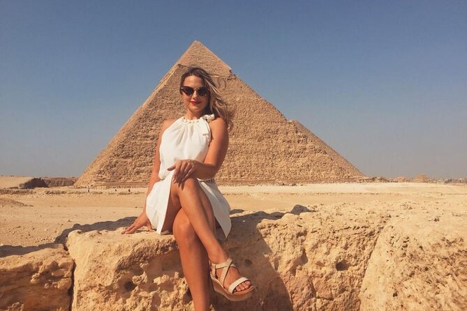 Civilization Museum, The Pyramids of Giza and Sphinx with launch - Guide Style and the Human Side of the Day