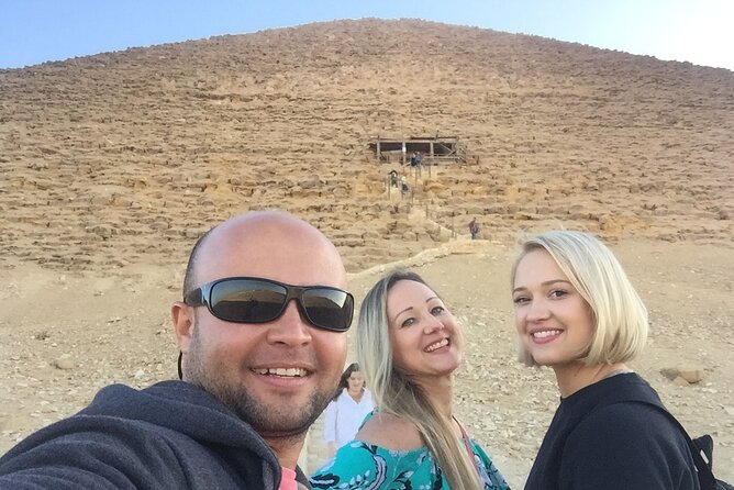 Day Tour To Giza Pyramids, Great Sphinx, Saqqara Pyramids & Memphis Capital - What the guide adds to the day