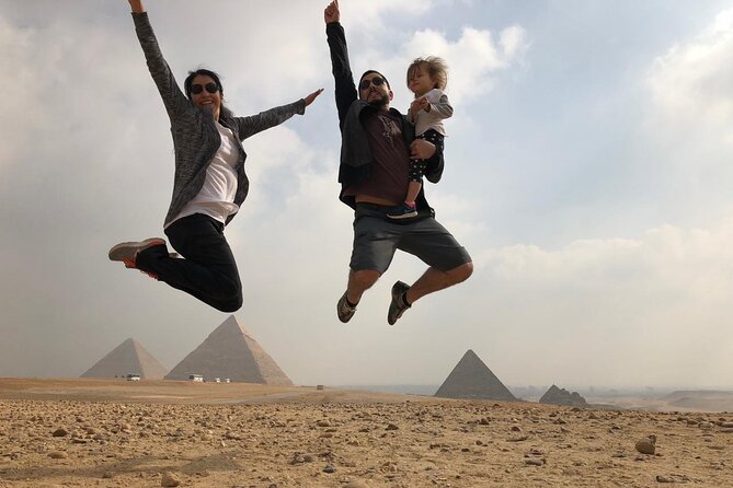 Day Tour to Giza Pyramids, Memphis City And Saqqara Pyramid - Why the private setup matters in Cairo