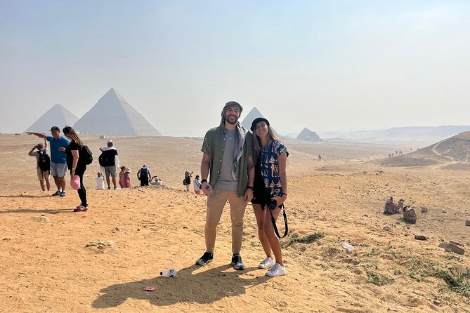 Egyptian Museum & Giza Pyramids in Cairo Private Tour Guide - Giza Pyramids, Sphinx, and Valley Temple