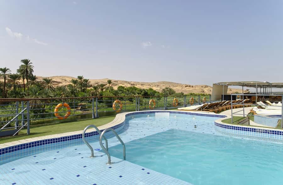 From Aswan: 4 Days Nile River Cruise with Guided Tours - Day 2: Kom Ombo and Edfu by carriage