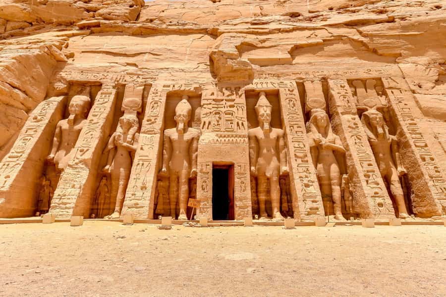 From Aswan: Abu Simbel Ramses and Nefertari Temples Day Trip - Key points to know before you book