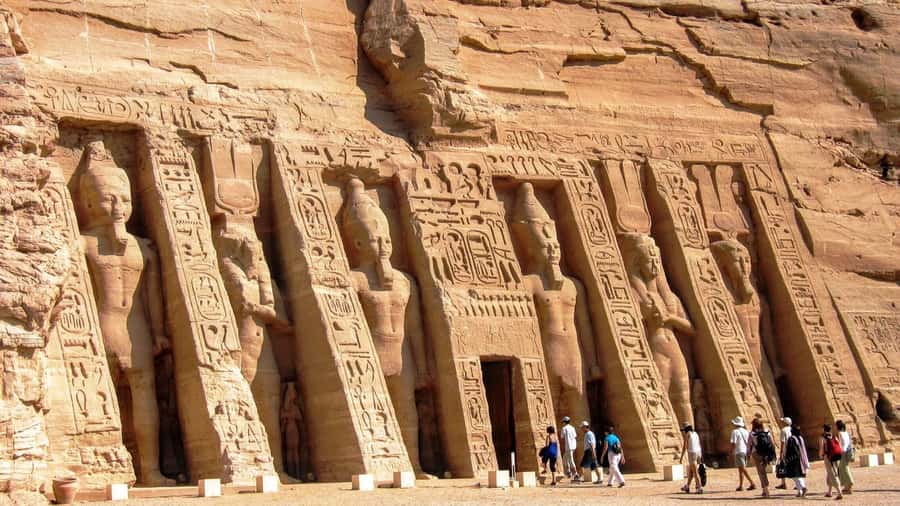 From Aswan: Abu Simbel Temple Day Trip with Hotel Pickup - Why Abu Simbel is worth the long road from Aswan