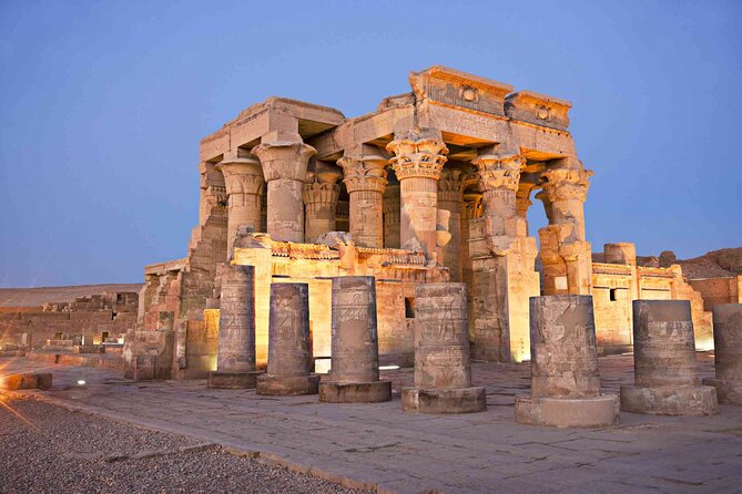 From Cairo 4-Day Nile Cruise to Aswan by Flights& Hot Air Balloon - Day 3: Edfu and Kom Ombo by boat