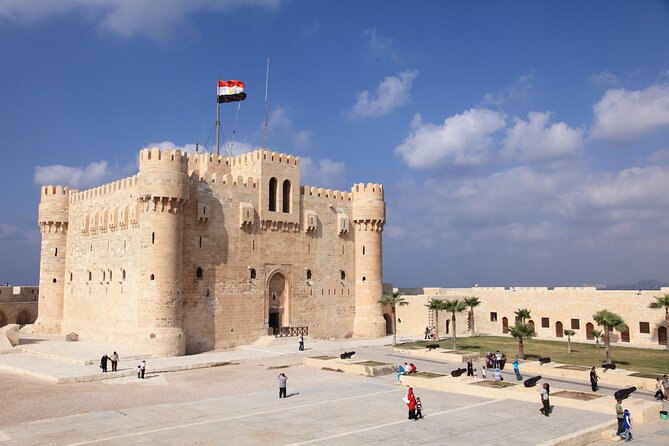 From Cairo: Alexandria Catacombs and Citadel Day Trip with Lunch - Pompey’s Pillar and the Roman remains