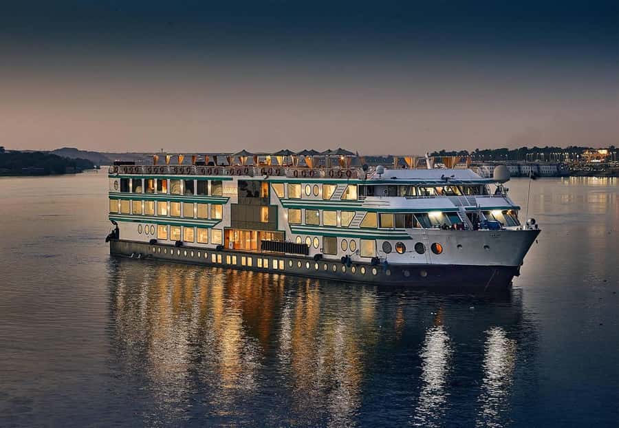 From Cairo by Plane: 5 Days & 4 Nights Nile Cruise to Luxor - What $1,540 buys you on this Nile cruise