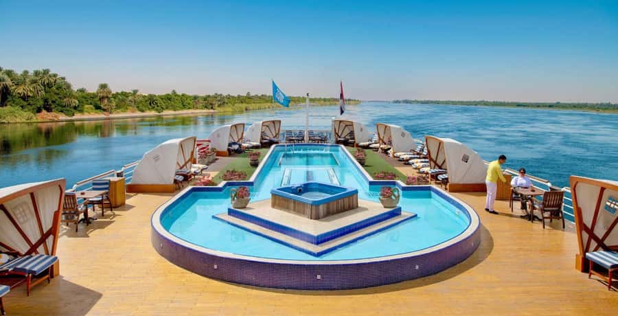 From Cairo by Plane: 5 Days & 4 Nights Nile Cruise to Luxor - Day 2: Pharaohs, queens, and the West Bank