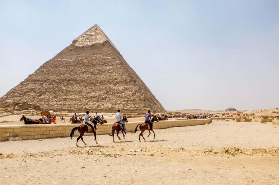From Cairo/Giza: Pyramids, Memphis, and Sakkara Day Tour - Food, comfort, and what to bring