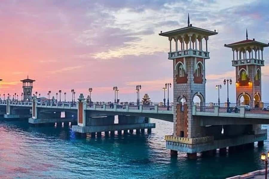 From Cairo: Private Full-Day Tour of Historical Alexandria - Kom El-Deka and the Roman theater