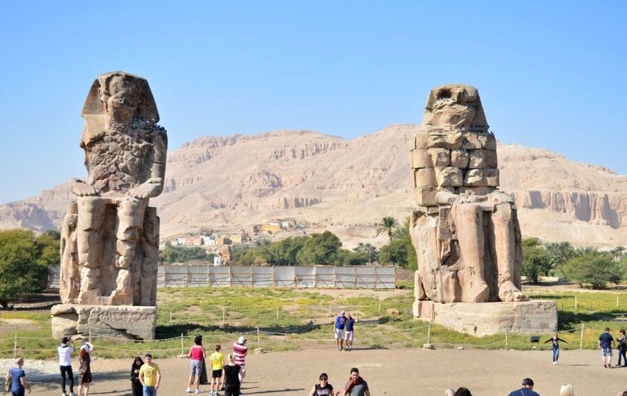 From Cairo: Small-Group Day Trip to Luxor by Plane - What the guide adds to the day