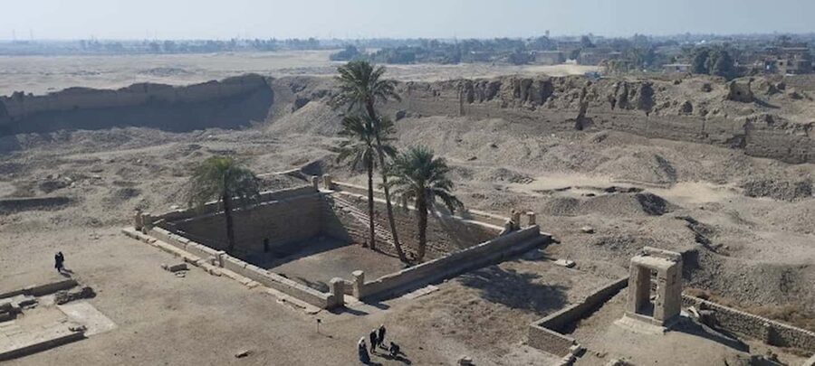 From Hurghada: Abydos, Osireion, and Dendera Day Tour - Abydos and the temple of Seti I