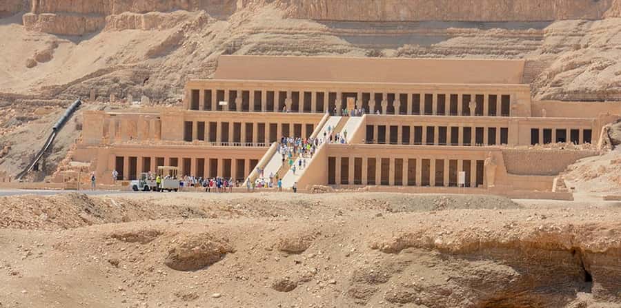 From Hurghada: Luxor Private Guided Tour - Is $242 per person fair value?