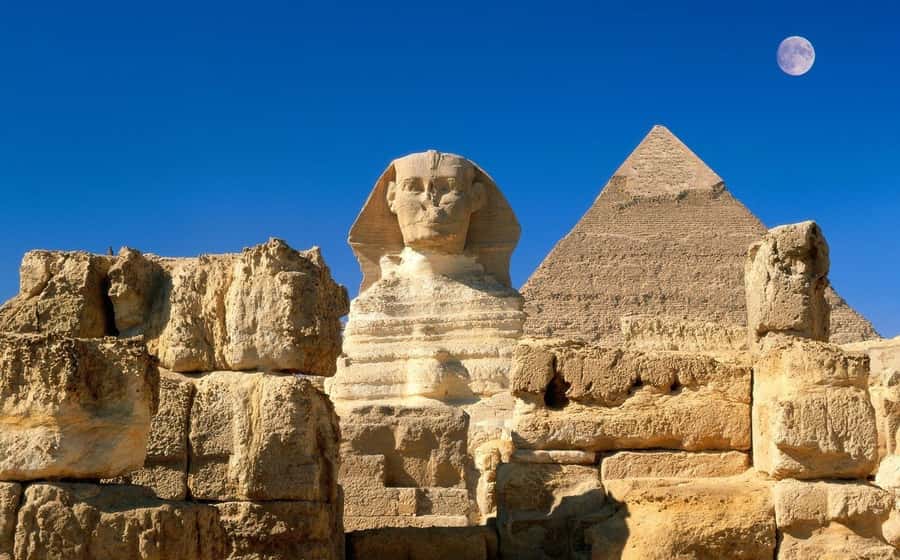 From Hurghada: Pyramids and Egyptian Museum Tour & Boat Ride - A 30-minute boat ride on the Nile