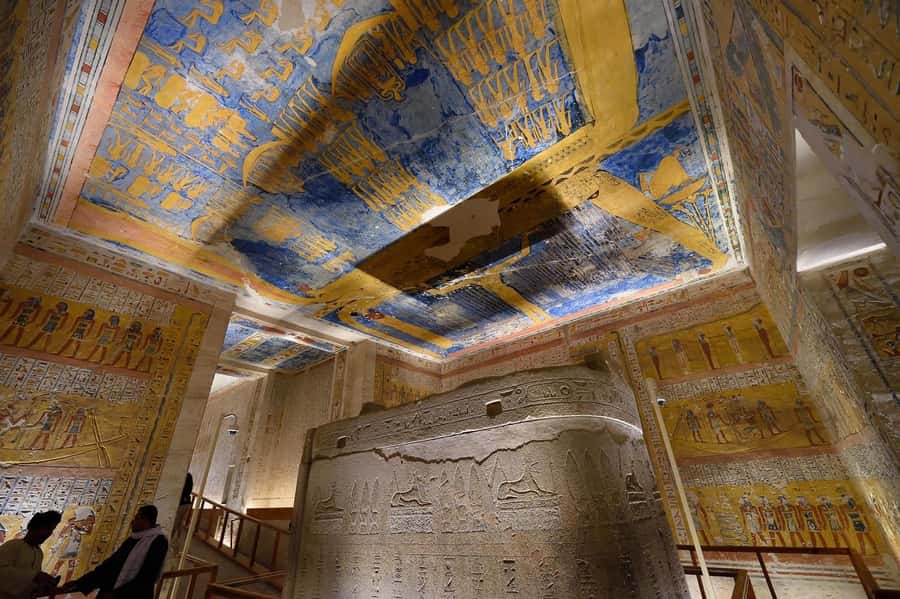 From Luxor: 5-Day Nile Cruise to Aswan with Balloon Ride - Day 5: The long road to Abu Simbel