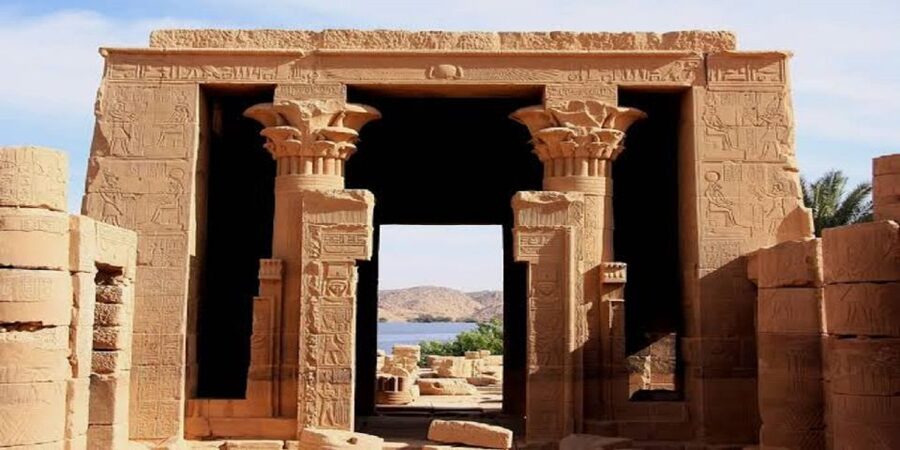 From Luxor: 5-Day Nile Cruise to Aswan with Balloon Ride - Guides, vehicles, and the daily pace