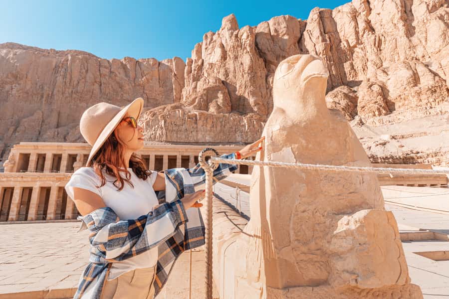 From Luxor: Guided Tour to East or West Banks with Lunch - The Nile boat ride and what to clarify