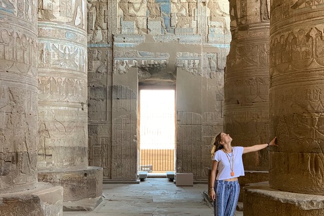 Full Day Private Luxor East & West Bank Tour With Egyptian Lunch - Crossing to the West Bank changes the mood