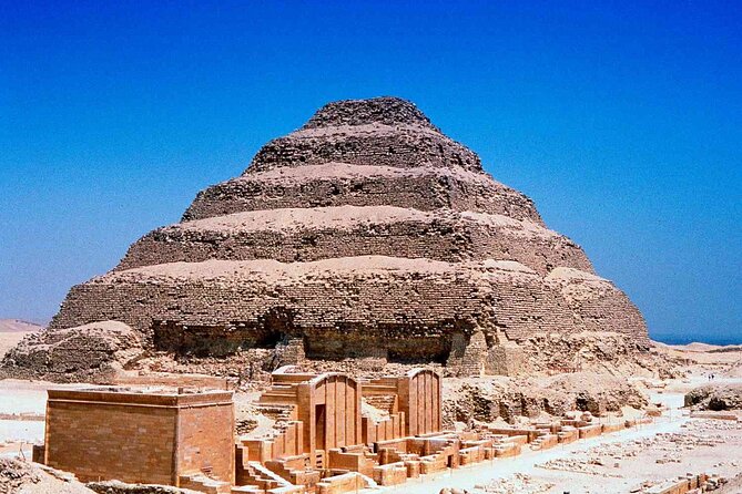 Full-Day Tour to Giza Pyramids, memphis and Sakkara Step Pyramid - Meeting the Great Sphinx and Valley Temple
