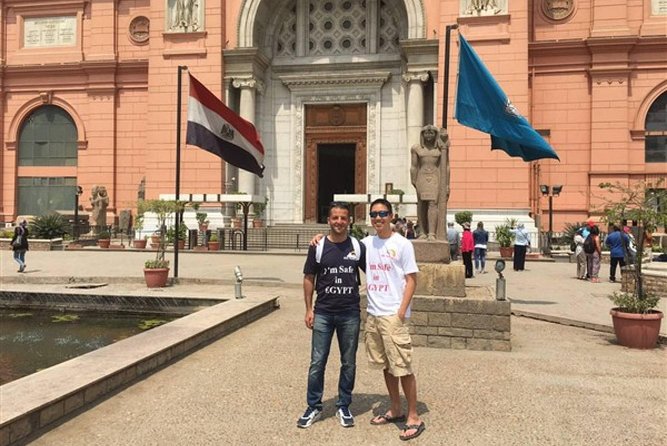 Full Day Tour to Giza Pyramids with Camel Ride and Egyptian Museum in Cairo - Menkaure’s Pyramid and the shorter stop