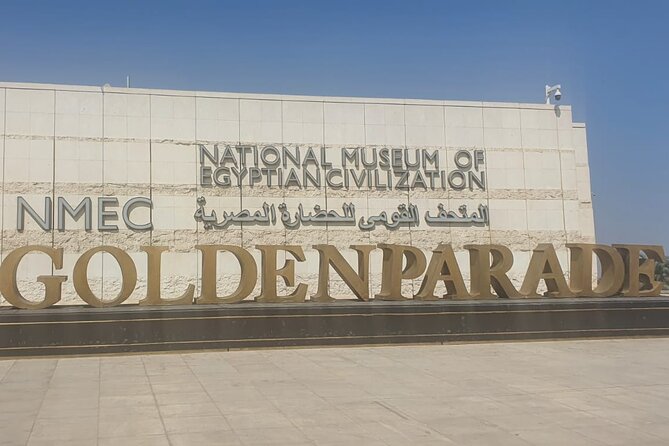 Full Day Tour to Royal Mummies, Giza pyramids, Sphinx and Bazaar - Starting at the National Museum of Egyptian Civilization