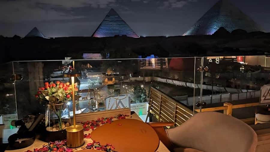 Giza: Dinner with Pyramids All Around You at Rooftop7000 - Key points to know before booking