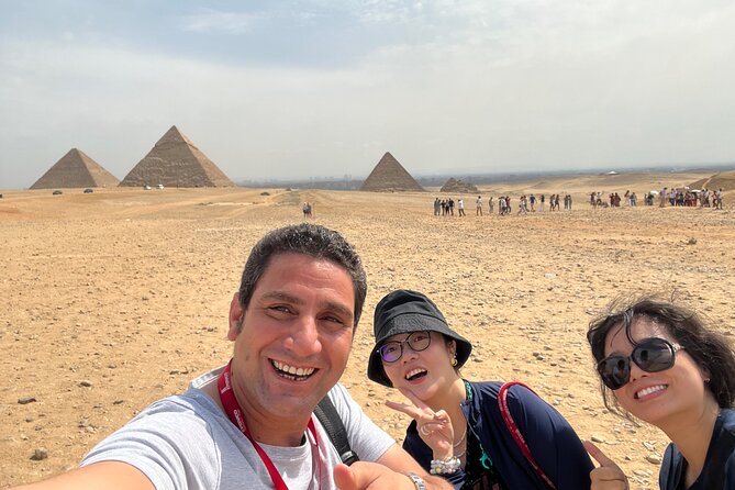 Giza Epic Adventure: Pyramids, Sphinx & Khafre’s Valley Temple - Meeting the Great Sphinx after the pyramids