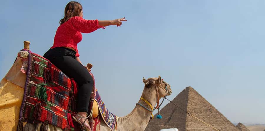 Giza: Pyramids at Sunset Guided Camel Tour - Safety, comfort, and practical limits