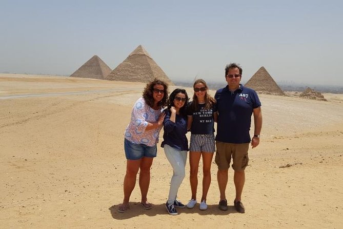 Giza Pyramids Sakkara Dahshur & Memphis - Lunch, traditional food, and communication