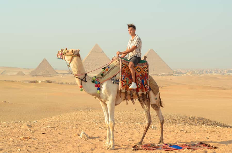 Giza Sunrise Pyramid Guided Tour With Camel Ride & Breakfast - Why the 5 AM start is worth losing sleep over
